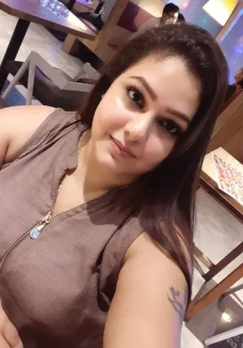 Bhabhi House Wife Escorts in Nehru Place