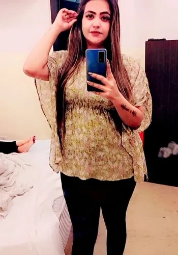 Independent Escorts in Karol Bagh