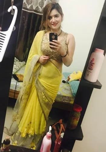 Escorts Simran Dubey from Nagpur