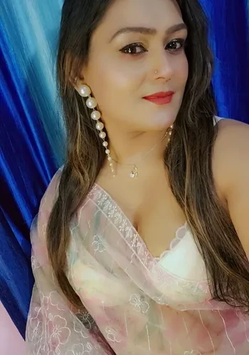 Call Girls Simran Dubey from Dwarka