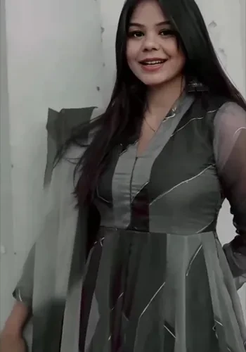 Call Girls Simran Dubey from Chennai