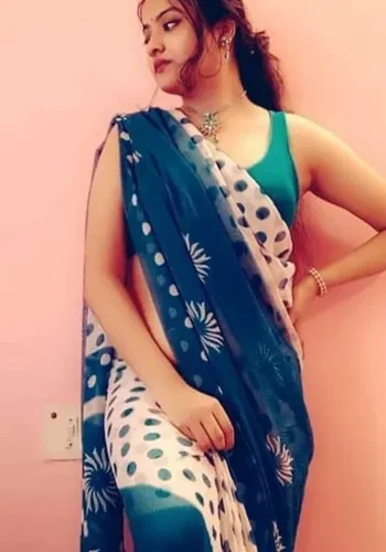 Call Girls Sakshi Iyer from Pushkar