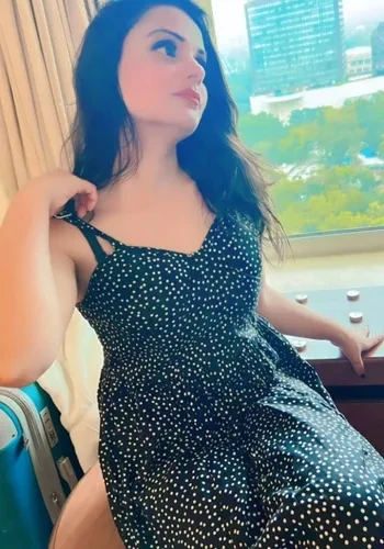 Escorts Diya Malhotra from Karol Bagh
