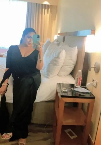Escorts Priya Chauhan from Indore