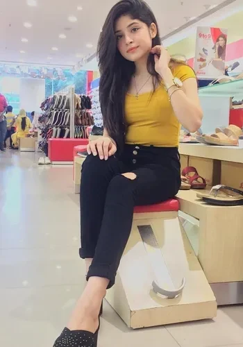 Call Girls Anushka Khurana from Ahmedabad