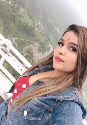 Call Girls Shruti Patel from Greater Noida