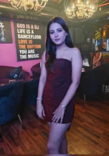 Call Girls Priya Chauhan from Vijayawada