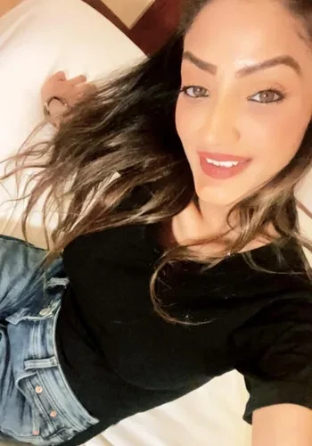 Escorts Priya Chauhan from Delhi
