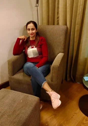 Escorts Priya Chauhan from Dwarka