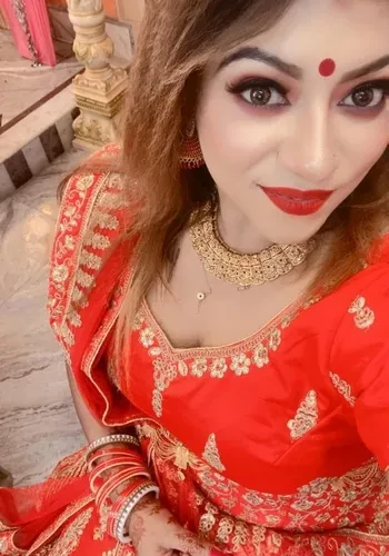 Escorts Simran Dubey from Rishikesh