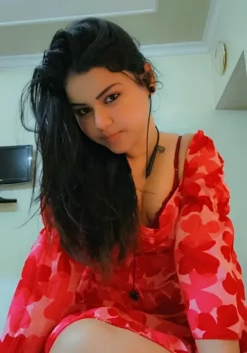 Escorts Anushka Khurana from Delhi