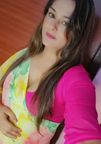 Escorts Simran Dubey from Bhopal