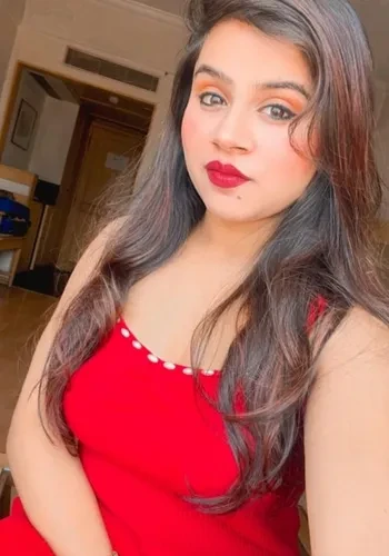 Escorts Priya Chauhan from Agra