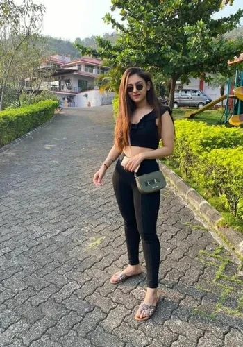 Call Girls Simmi Desai from Faridabad