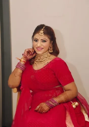Escorts Simran Dubey from Pushkar
