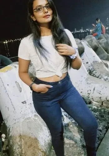 Call Girls Priya Chauhan from Mahipalpur