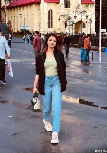 Escorts Anushka Khurana from Goa