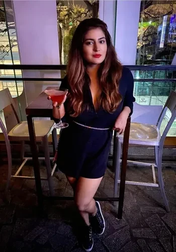 Call Girls Simmi Desai from Faridabad