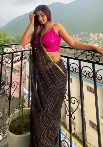 Escorts Simran Dubey from Rajkot