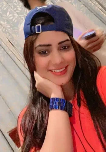 Escorts Diya Malhotra from Rishikesh